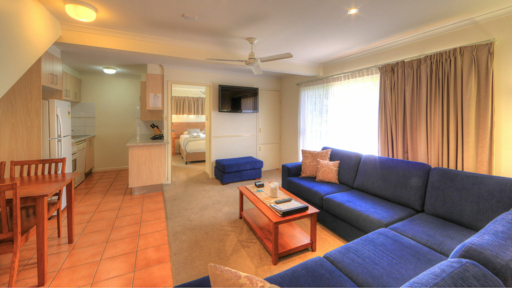 เรนโบว์ เกตะเวย์ ฮอลิเดย์ อพาร์ตเมนต์ Aparthotel เรนโบว์บีช ภายนอก รูปภาพ